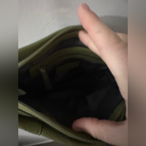 Olive Green Like New Crossbody Bag - Picture 4 of 6
